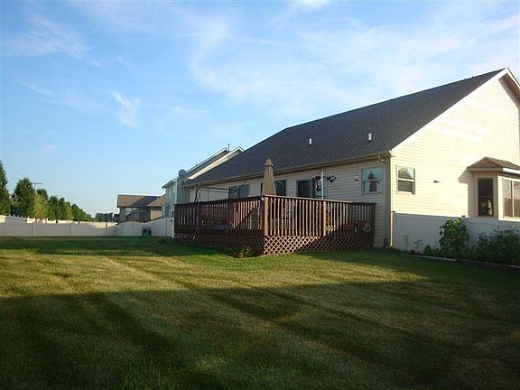2nd image of 12527 Pennsylvania Pl