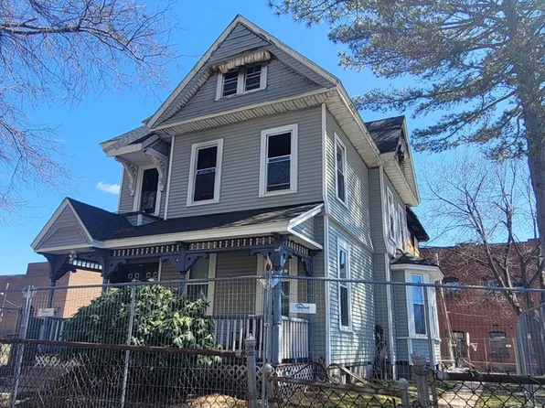 192 Chestnut St, Holyoke, MA 01040