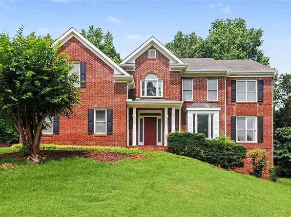 4645 Hamptons Dr, Alpharetta, GA 30004
