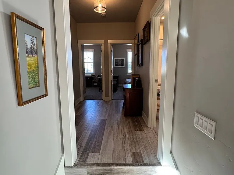2740 Ordway Ave — Photo 56