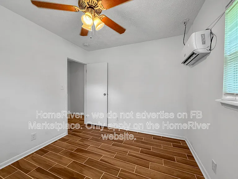 5745 Antoinette Ln — Photo 7