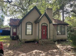 560 N Preston St, Marksville, LA 71351