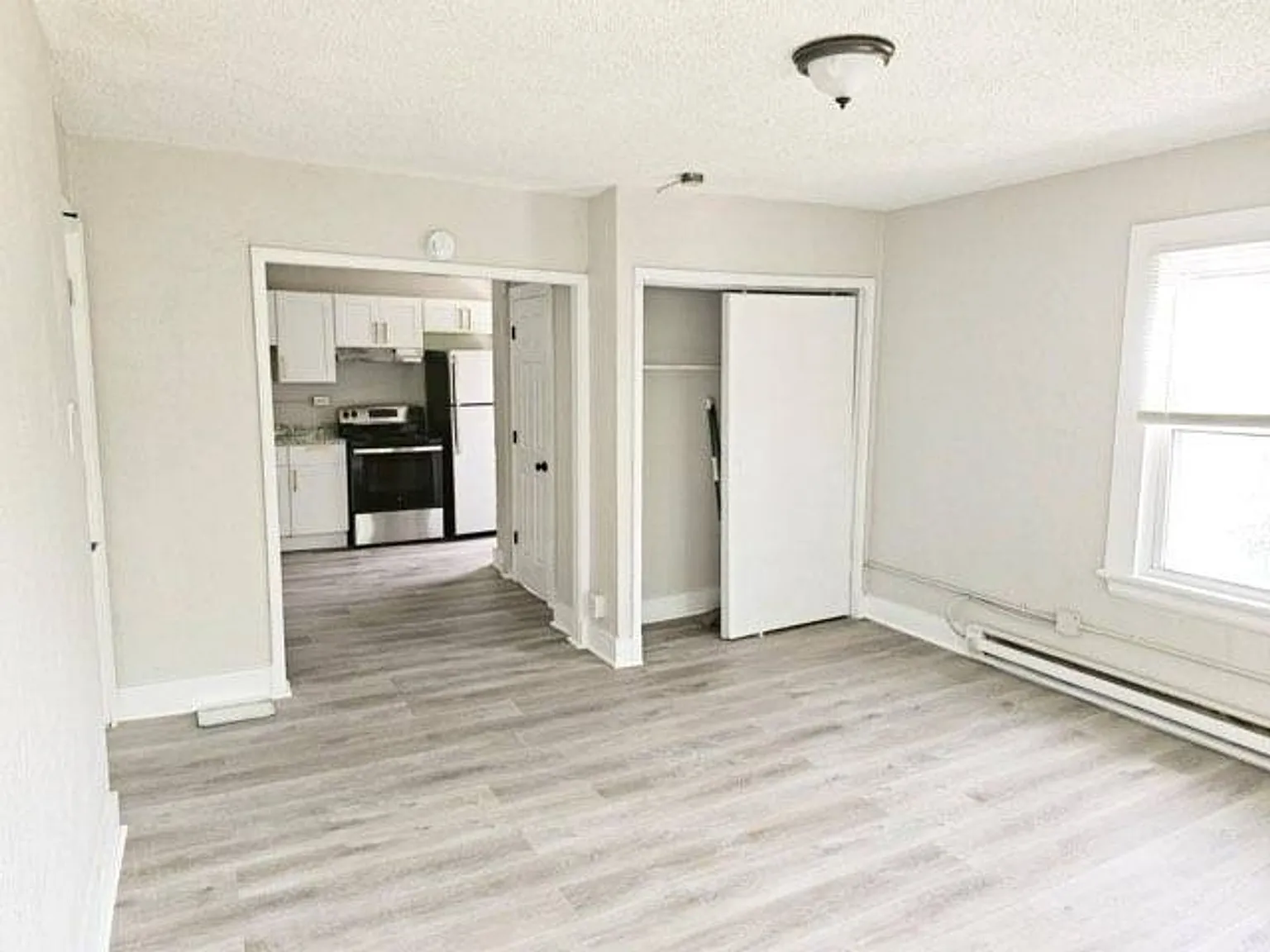 3131 Gilbert Ave — Photo 2