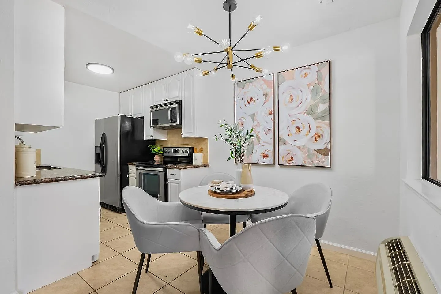 2 bed, 956 sqft, $3,200 — Photo 3