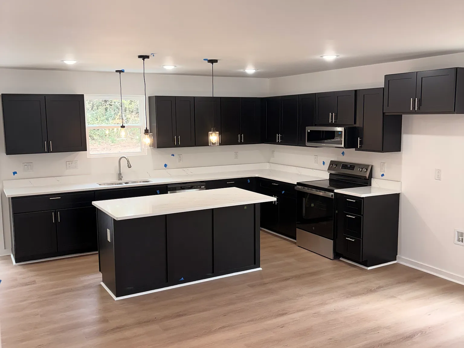 3 bed, 1520 sqft, $1,850 — Photo 3