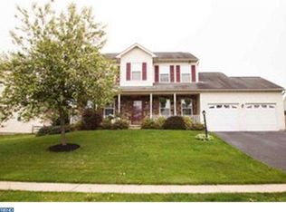602 Charles Dr, Gilbertsville, PA 19525
