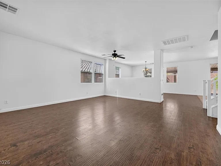 3799 Honey Ridge Ct — Photo 8