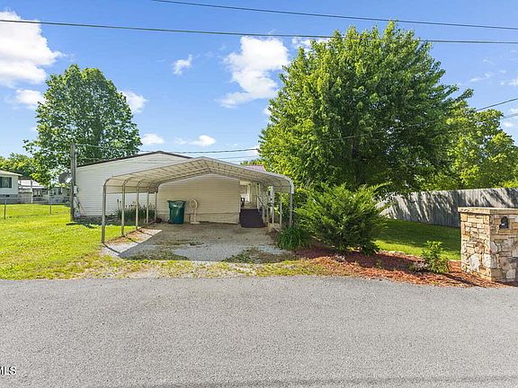 3rd image of 116 Edney Ln