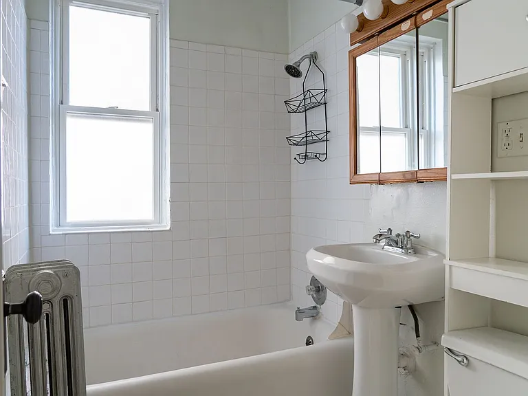 4545 N Beacon — Photo 13