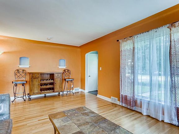 5th image of 4837 Bald Eagle Ave
