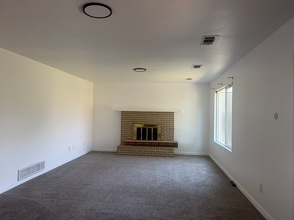4th image of 2709 19th Street Rd