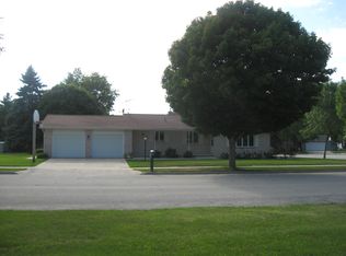 1105 5th St, Kewaunee, WI 54216