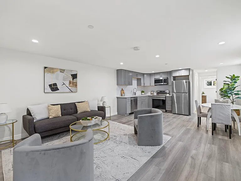 2304 N Capitol St NW #B — Photo 5