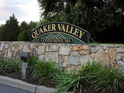 650 E Greenwich Ave APT 3-202, West Warwick, RI, 02893