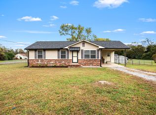 1392 Suzanne Dr, Murfreesboro, TN 37128