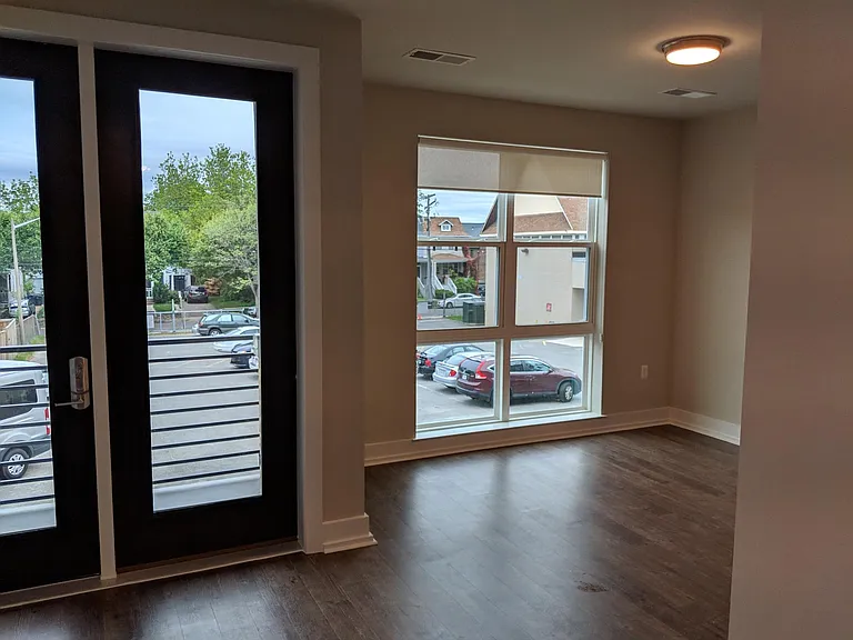 1800 Mount Vernon Ave #213 — Photo 9