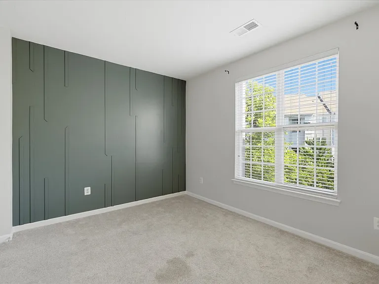 21228 McFadden Sq #314 — Photo 4