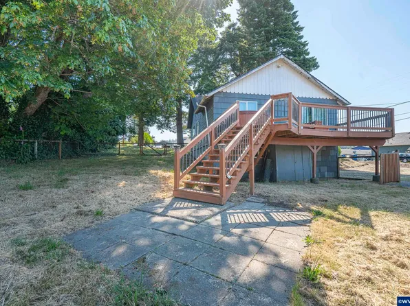 4925 NE 49th St, Neotsu, OR 97364