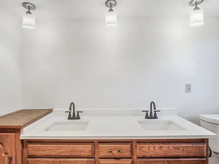 316 Colleen Ave — Photo 14