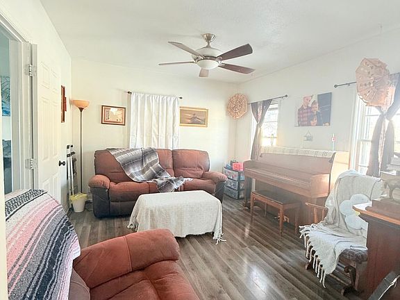 2nd image of 1013 McHugh Ave