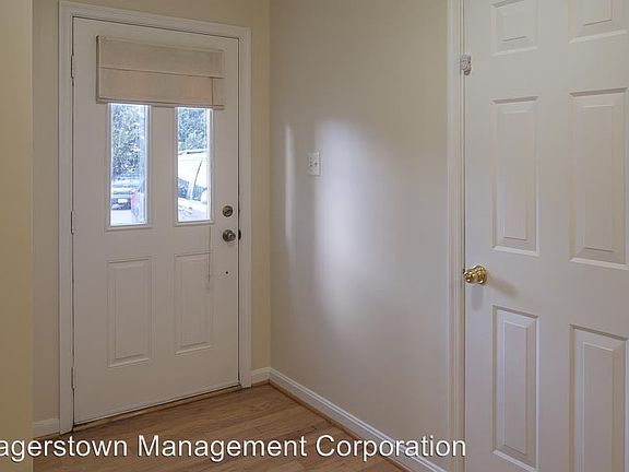 4th image of 18261 Roy Croft Dr