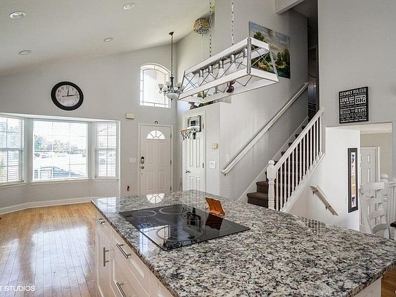 4th image of 3944 S Township Ct