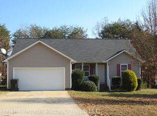 3726 Navajo Dr, Maiden, NC 28650