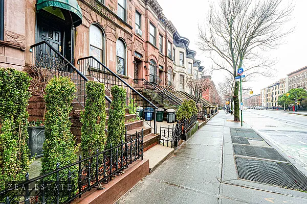 Rented by ZealEstate Group Inc | media 20