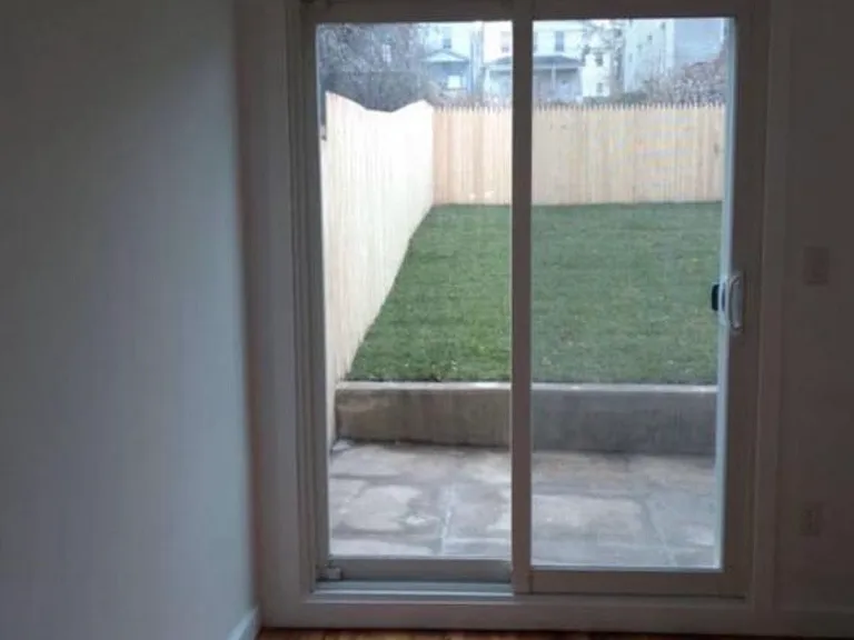 98 Taft Ave #1 — Photo 19