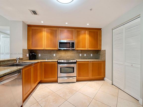 3rd image of 55 Merrick Way APT 717