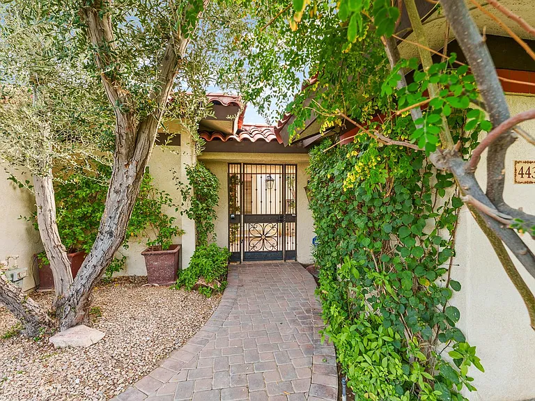 44350 Michigan Ct — Photo 5