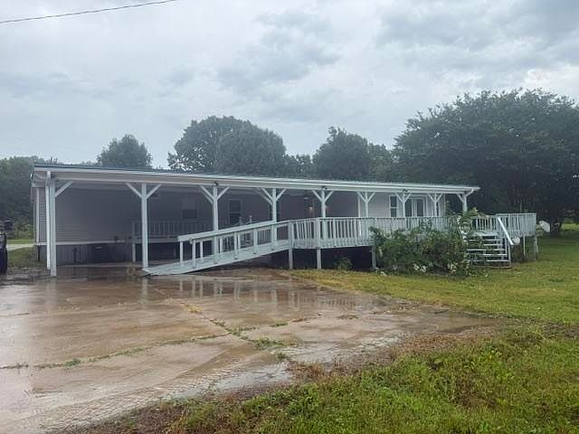 1st image of 1100 Pine Top Rd
