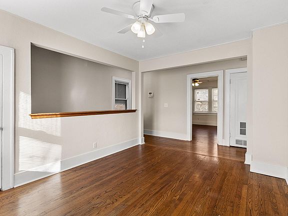 Living room/entry area