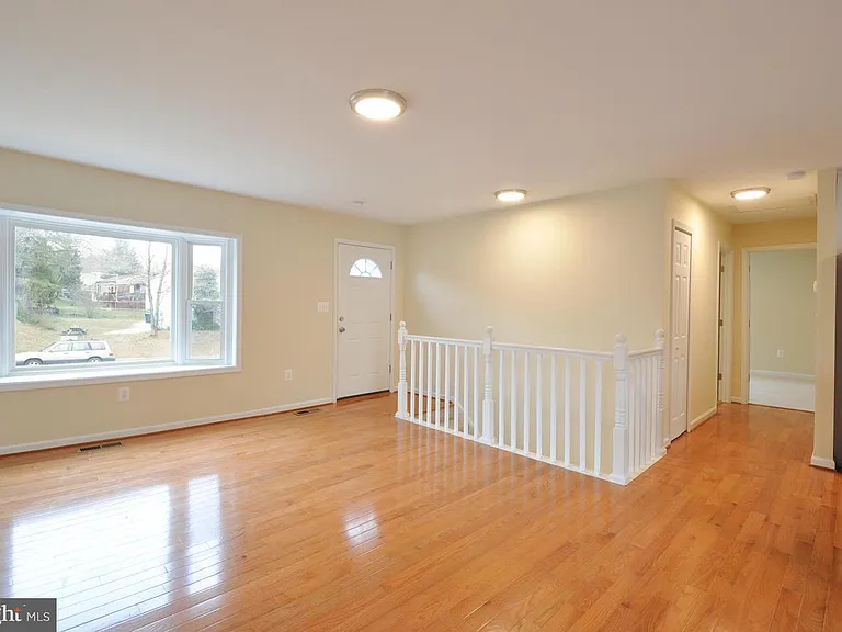 14006 Mapledale Ave — Photo 5