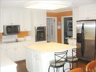 5th image of 4 Bonaventure Dr