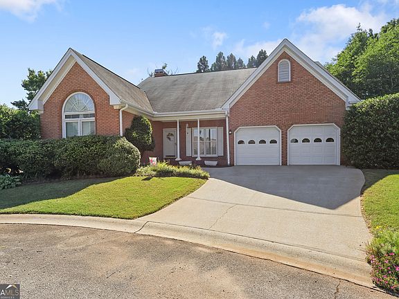 2nd image of 4050 Somerset Rdg