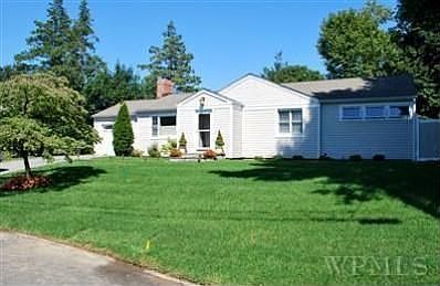 1st image of 60 Bayne Pl