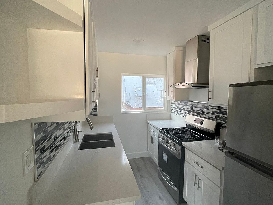1st image of 2517 W Temple St #3