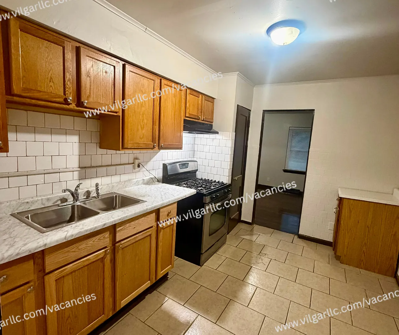 Very spacious 2 Bedroom 1 Bathroom Home — Photo 3