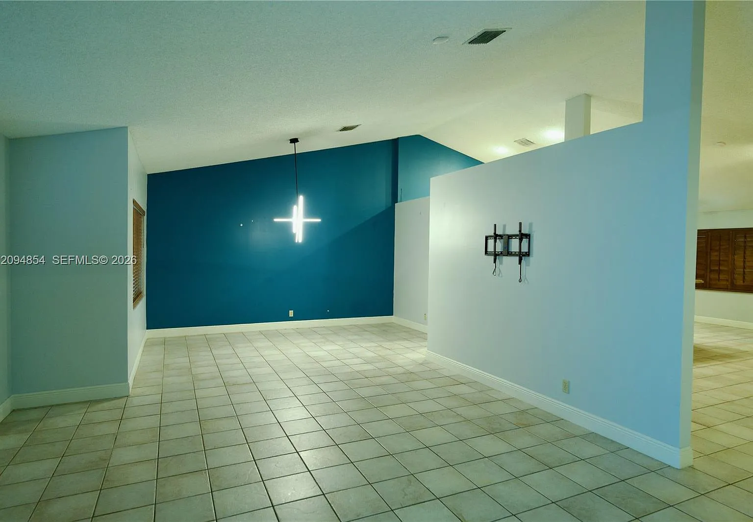 Forest Ridge Single Famil — Photo 4