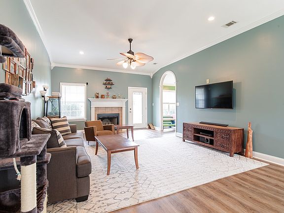 2nd image of 4314 Aberdeen Dr