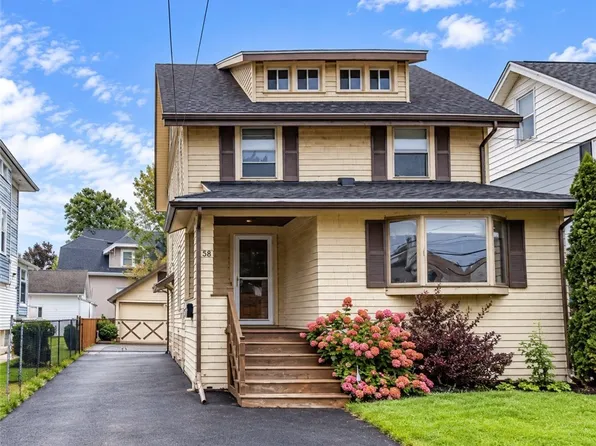 58 Oak St, Batavia, NY 14020