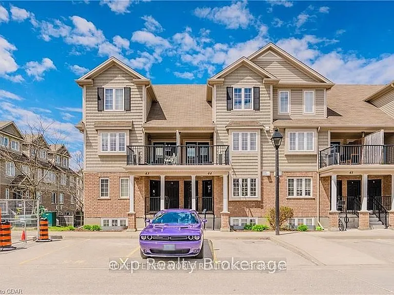 15 Carere Cres #44B — Photo 1