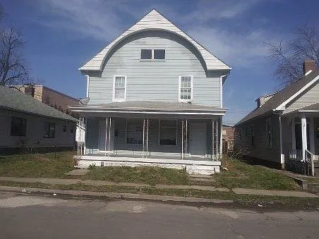 72-74 Schiller Street - 72 — Photo 2