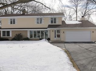 4187 N Brown Cir, Gurnee, IL 60031