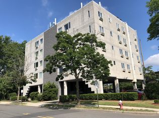 30 Shafer Pl, Hackensack, NJ 07601