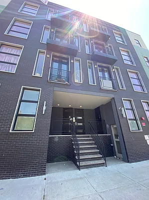 Rented by MySpaceNYC | media 13