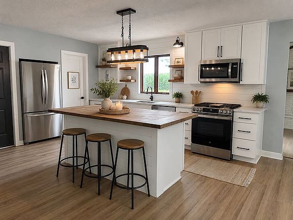 2nd image of 2283 W Maple Dr