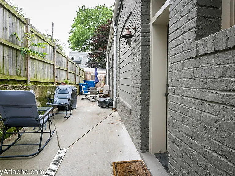 717 F St NE — Photo 25