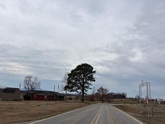 5th image of 6828 Dayton Rd